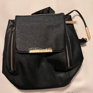 O.N.G. chang Women’s black nylon backpack - NWOT